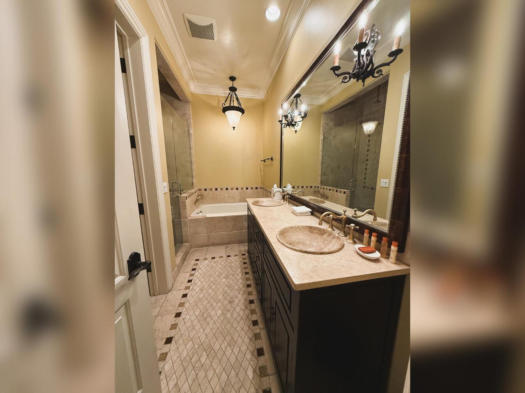 Arden Hills 4* Carmichael
